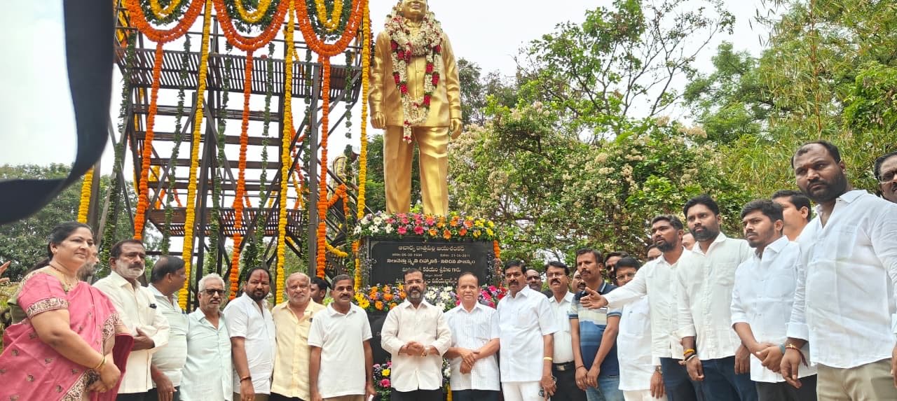 తెలంగాణ సిద్ధాంతకర్త జయశంకర్‌కు ఘన నివాళులు - Additional Image