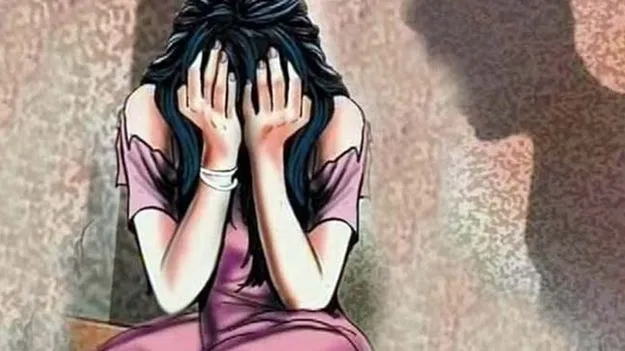 తూర్పు గోదావరి జిల్లా కొవ్వూరులో విషాదం.. లైంగిక దాడికి గురైన బాలిక మృతి