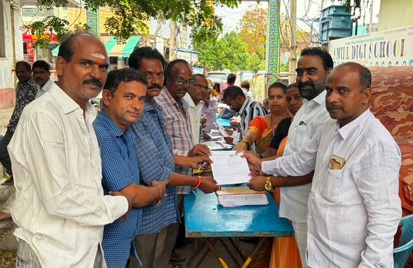 బూత్‌లలో SIR ప్రక్రియను పరిశీలించిన బొద్దిరెడ్డి ప్రభాకర్ రెడ్డి