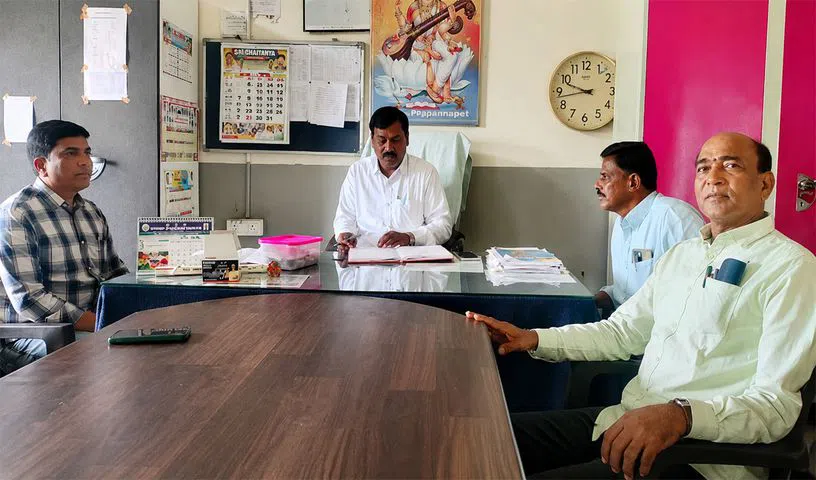 పాపన్నపేట ఉన్నత పాఠశాలలో డీఈవో ఆకస్మిక తనిఖీ