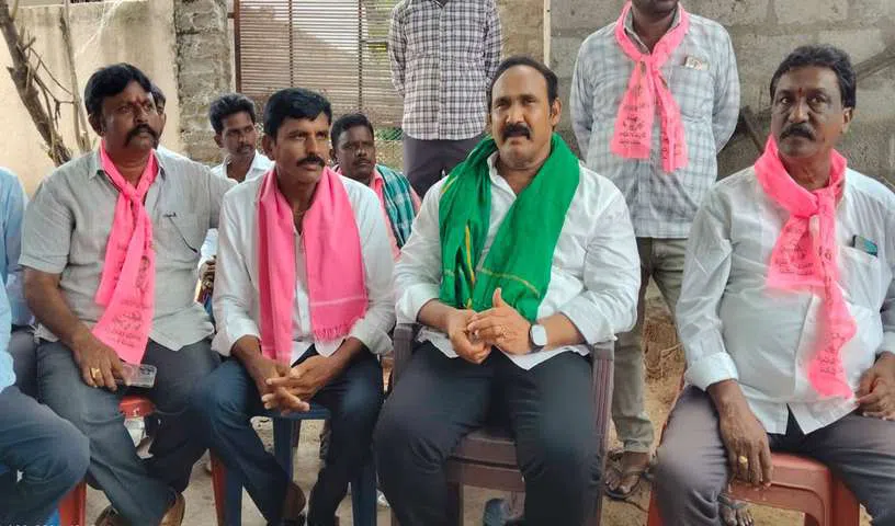 సాగర్ నీటితో చెరువులు నింపాలి 