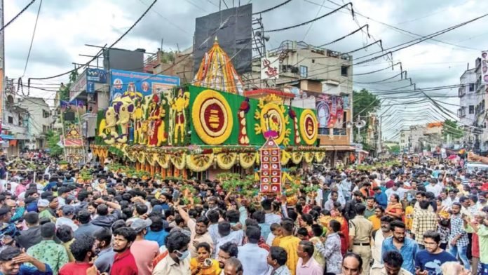 లాల్ దర్వాజా బోనాలు..